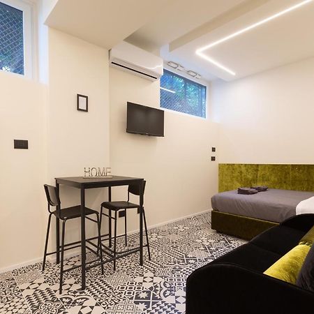 Pay60 -Crescenzago- Luxury Yellow House Milan Extérieur photo