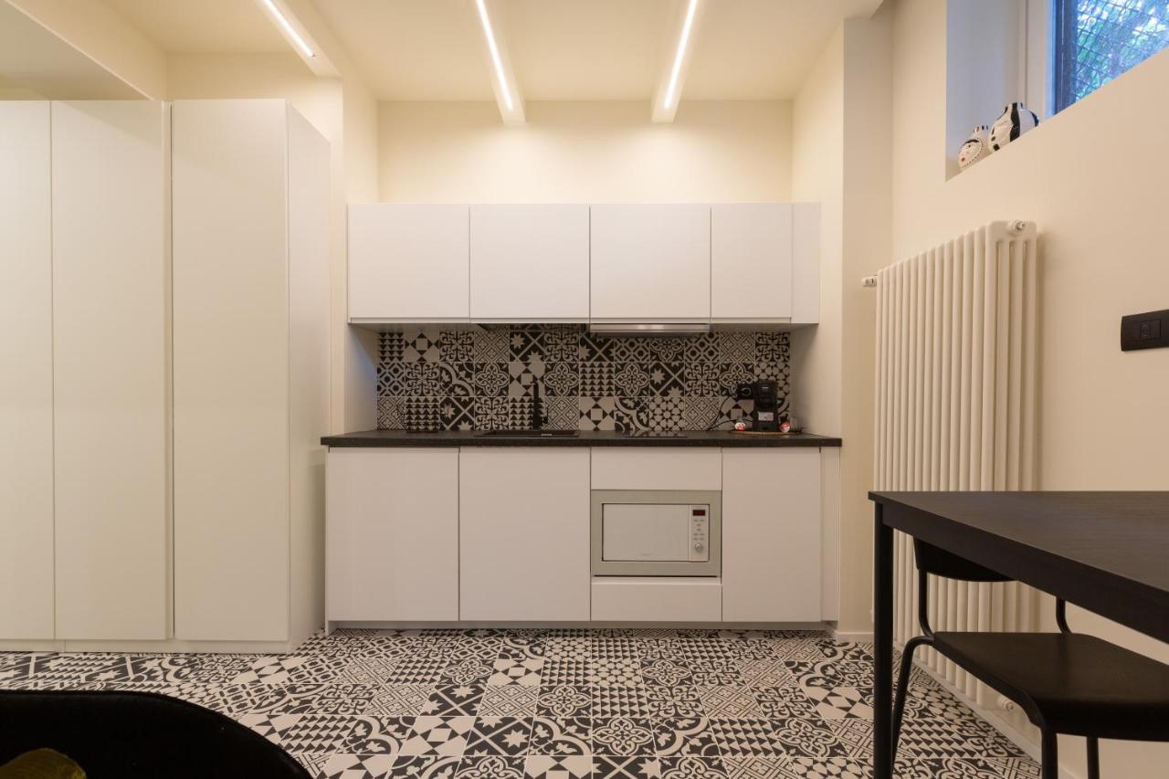 Pay60 -Crescenzago- Luxury Yellow House Milan Extérieur photo