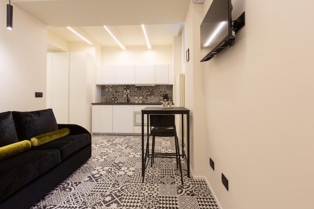 Pay60 -Crescenzago- Luxury Yellow House Milan Extérieur photo