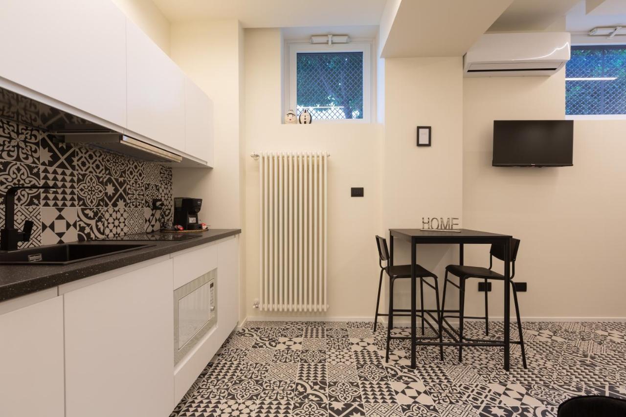 Pay60 -Crescenzago- Luxury Yellow House Milan Extérieur photo